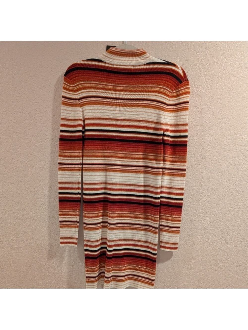 Forever 21 Knit Dress Rust Cream Mock Neck Medium NWT - Picture 3 of 7